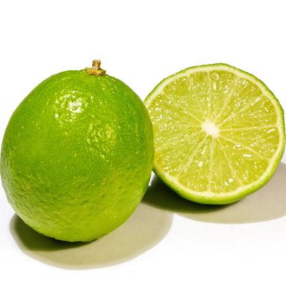 Primo piano di lime maturi